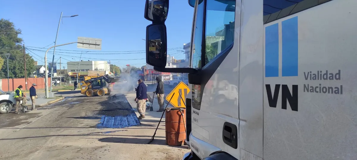 La Justicia suspendió el decreto de Milei que disuelve Vialidad ...
